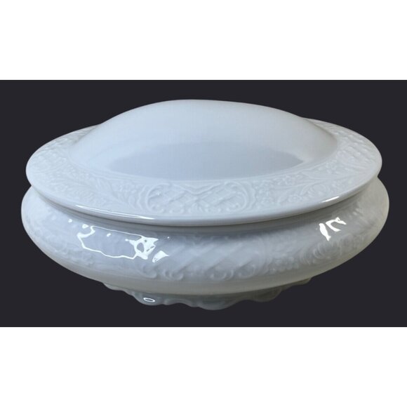 Schumann SCH212 White Oval Domed Covered Caserole Vegetable Bowl Bavaria Germany - Picture 1 of 12